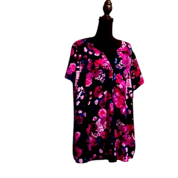 Torrid blouse size 4 - Picture 1 of 3